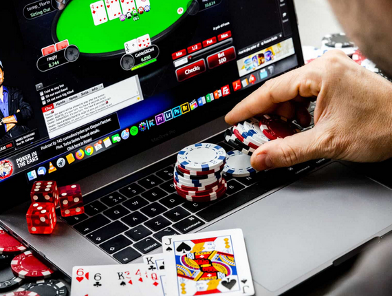 Make your minimum deposit to start playing the best online gambling (judi online  )