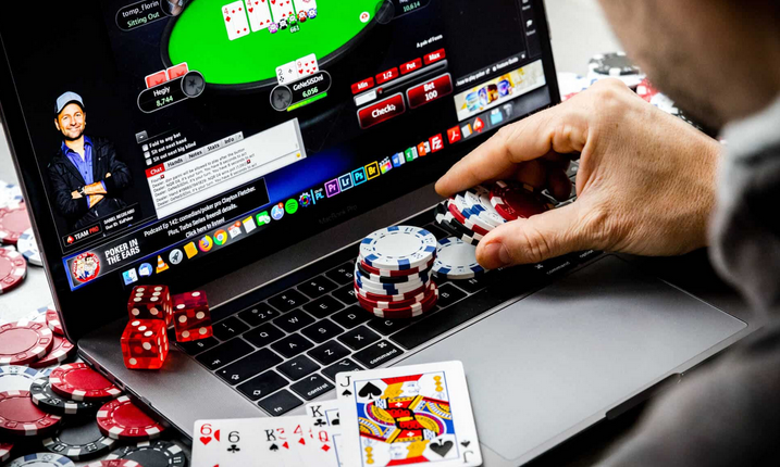 Make your minimum deposit to start playing the best online gambling (judi online  )